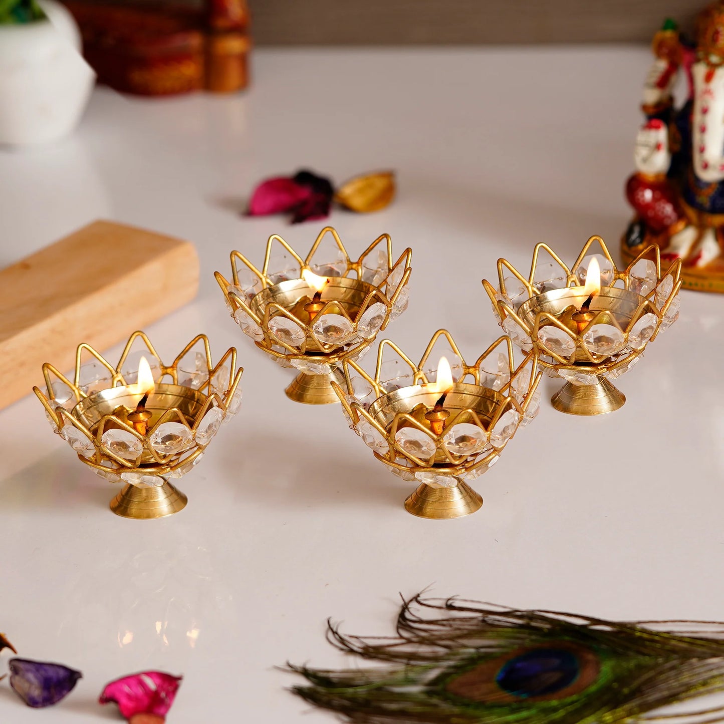 eCraftIndia Set of 4 Lotus Shape Crystal Tea Light Holders (White & Gold)